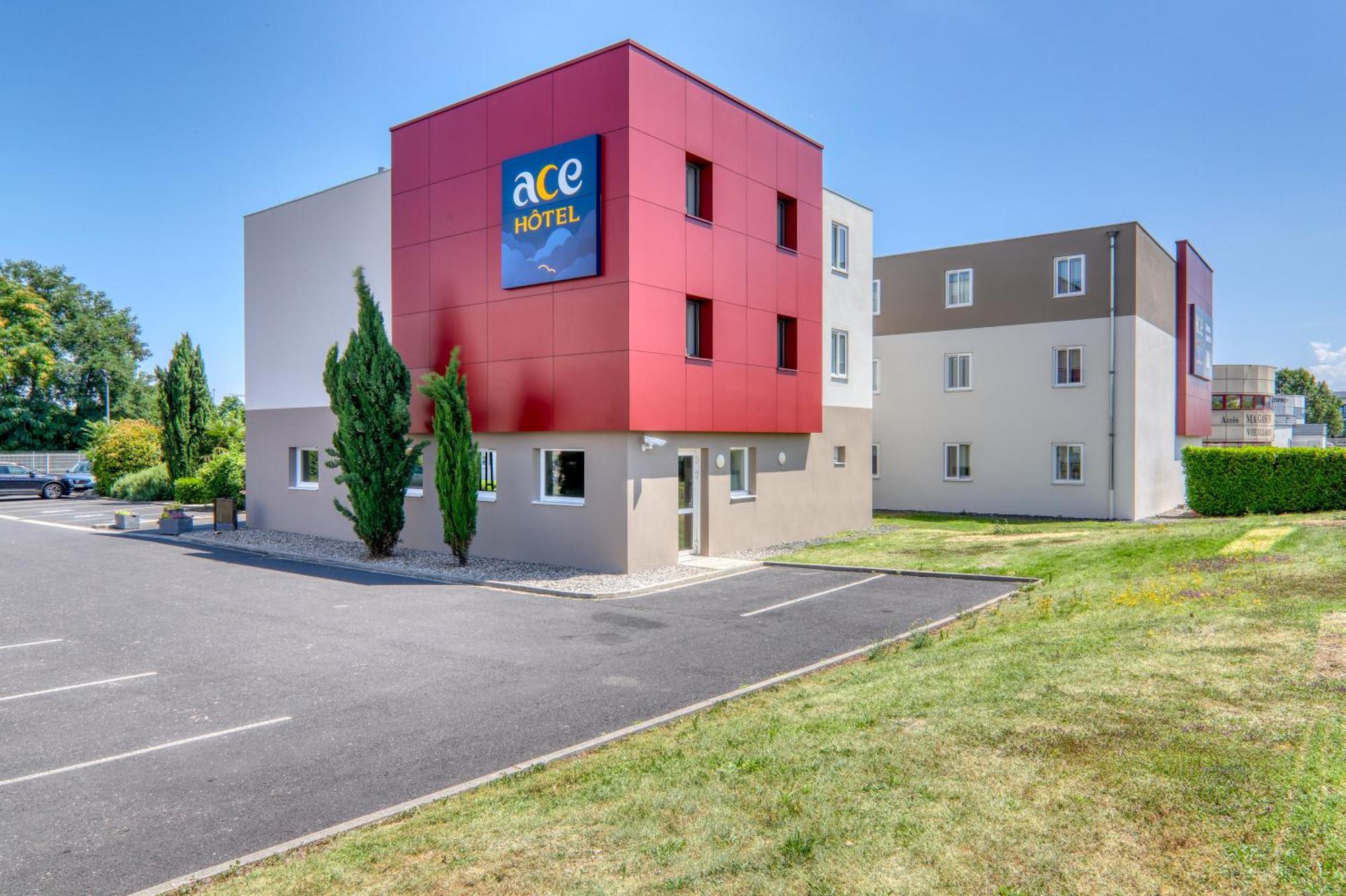 Ace Hotel Clermont Ferrand La Pardieu Экстерьер фото