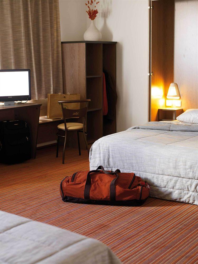 Ace Hotel Clermont Ferrand La Pardieu Экстерьер фото